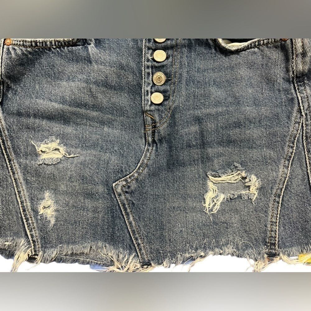 Free People We The Free Harvey
Distressed Blue Denim Jean Mini Skirt 26 - Picture 3 of 14